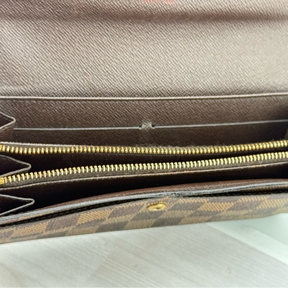 Louis Vuitton Brown and Gold Damier Wallet - Picture 6 of 10